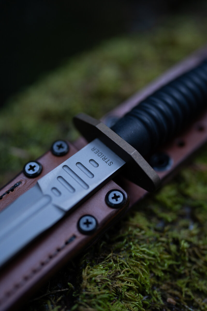 V42 – Mick Strider Custom Knives