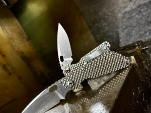 Strider Knife SnG DGG Titanium MagnaCut blade